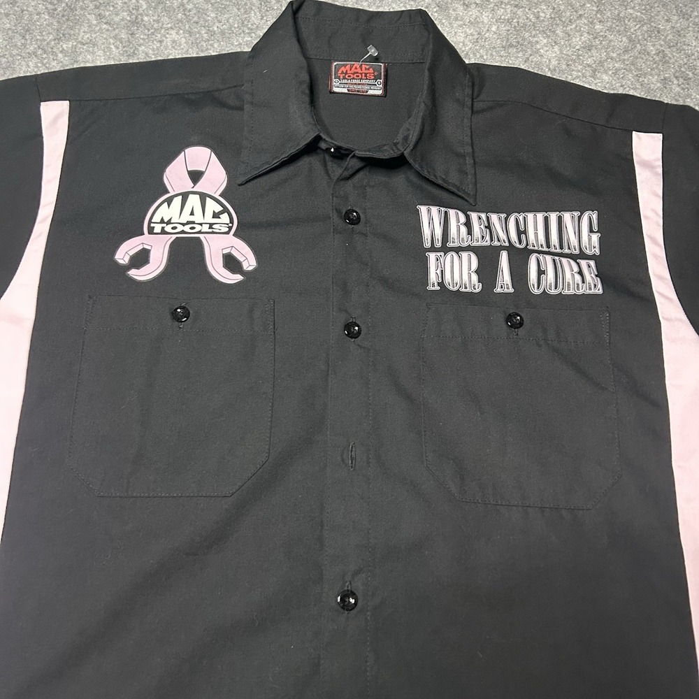 Mac Tools Men's Small (L) Breast Cancer Black Pink Short Sleeve Button Up Shirt - Picture 5 of 12